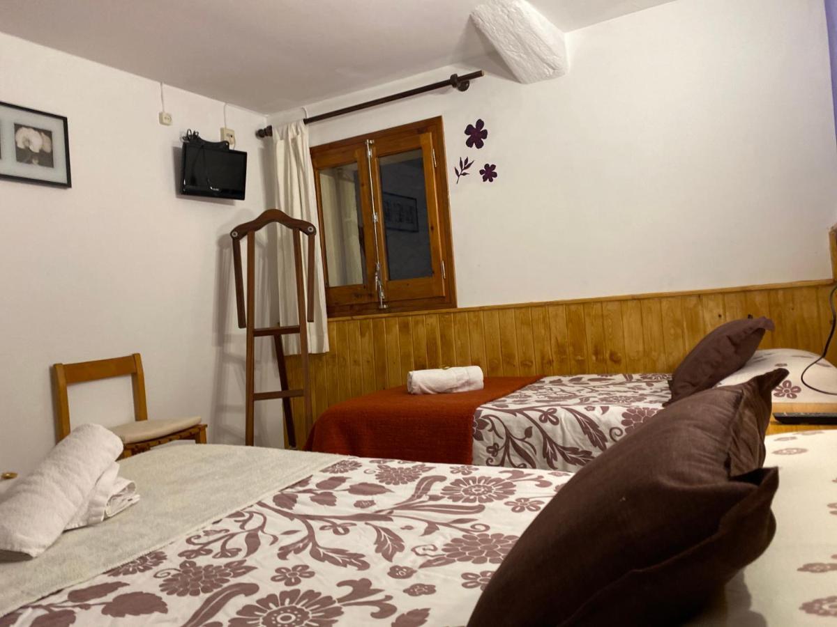 Hostal La Cuineta De Cal Triuet โกซอล ภายนอก รูปภาพ