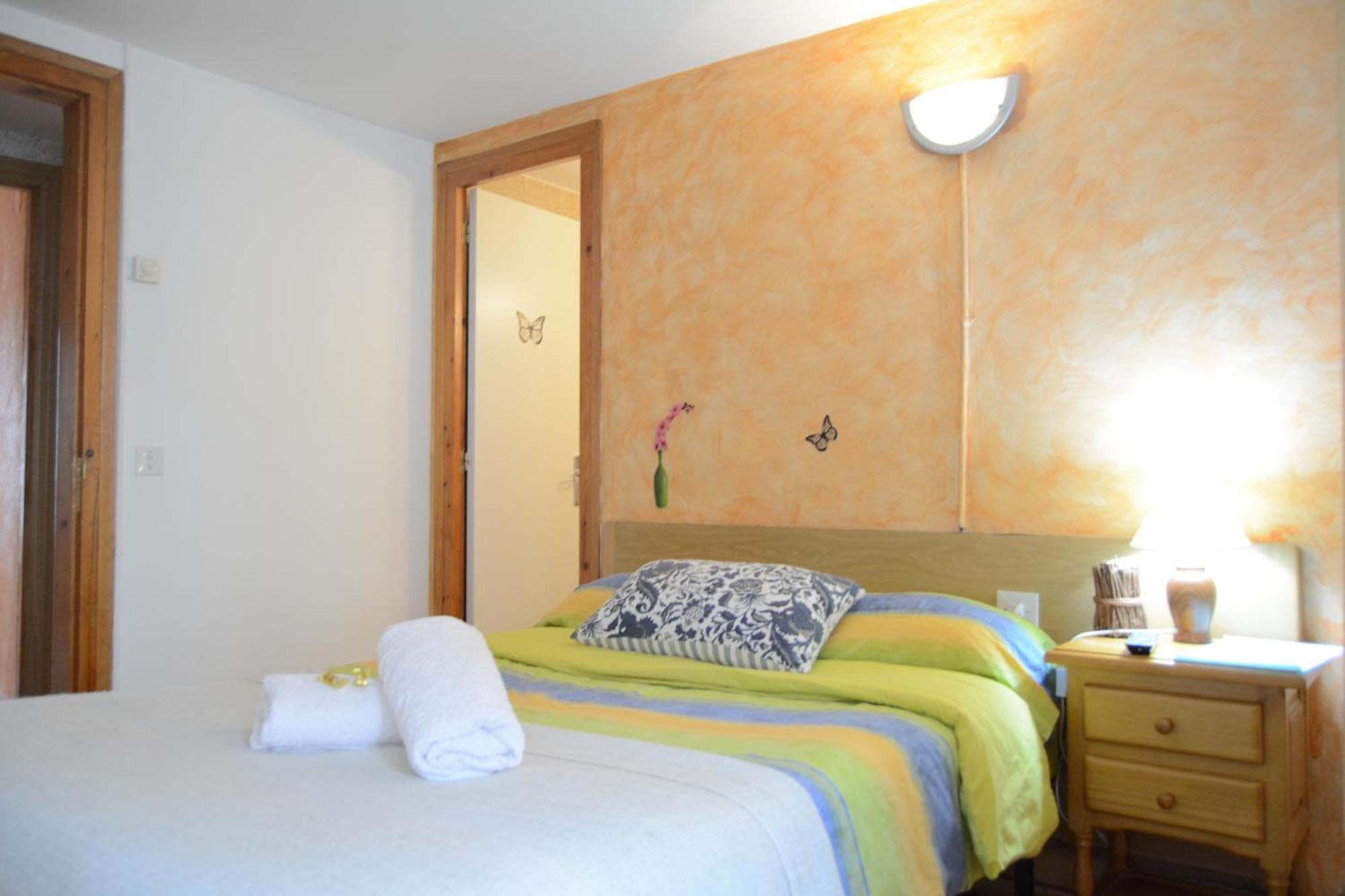 Hostal La Cuineta De Cal Triuet โกซอล ห้อง รูปภาพ