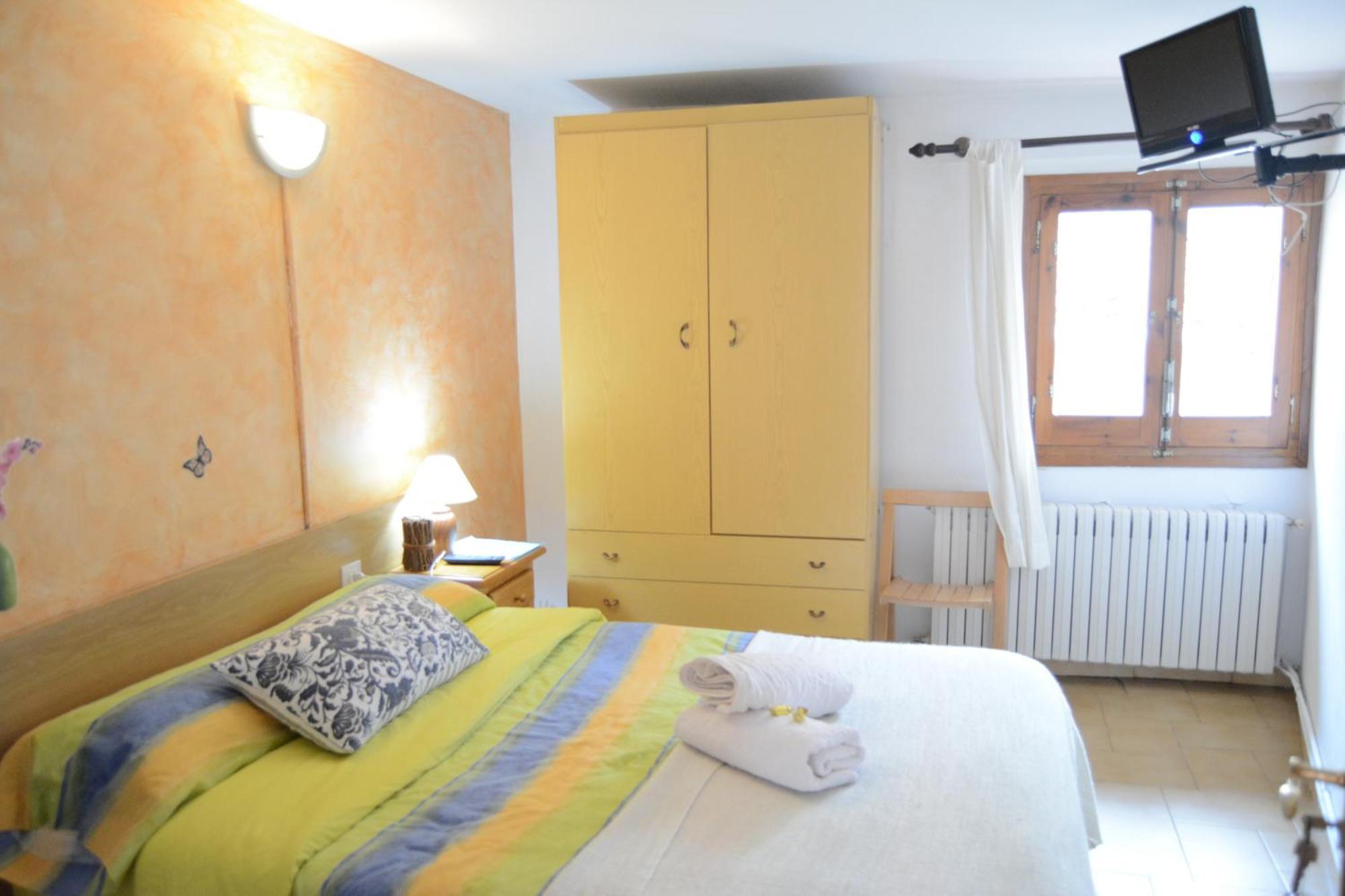 Hostal La Cuineta De Cal Triuet โกซอล ห้อง รูปภาพ