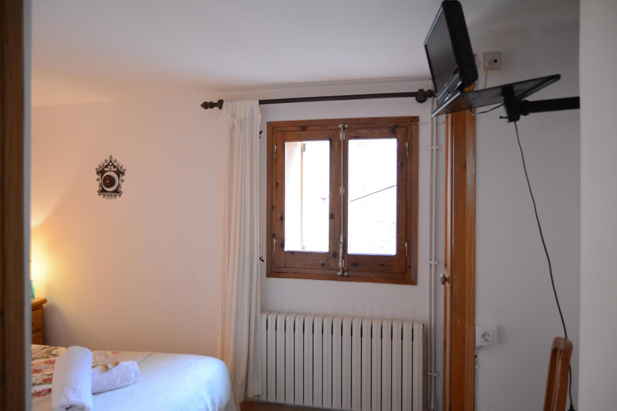 Hostal La Cuineta De Cal Triuet โกซอล ภายนอก รูปภาพ