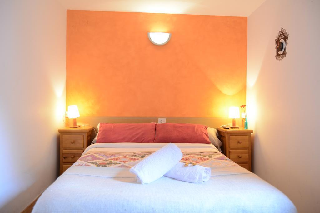 Hostal La Cuineta De Cal Triuet โกซอล ห้อง รูปภาพ
