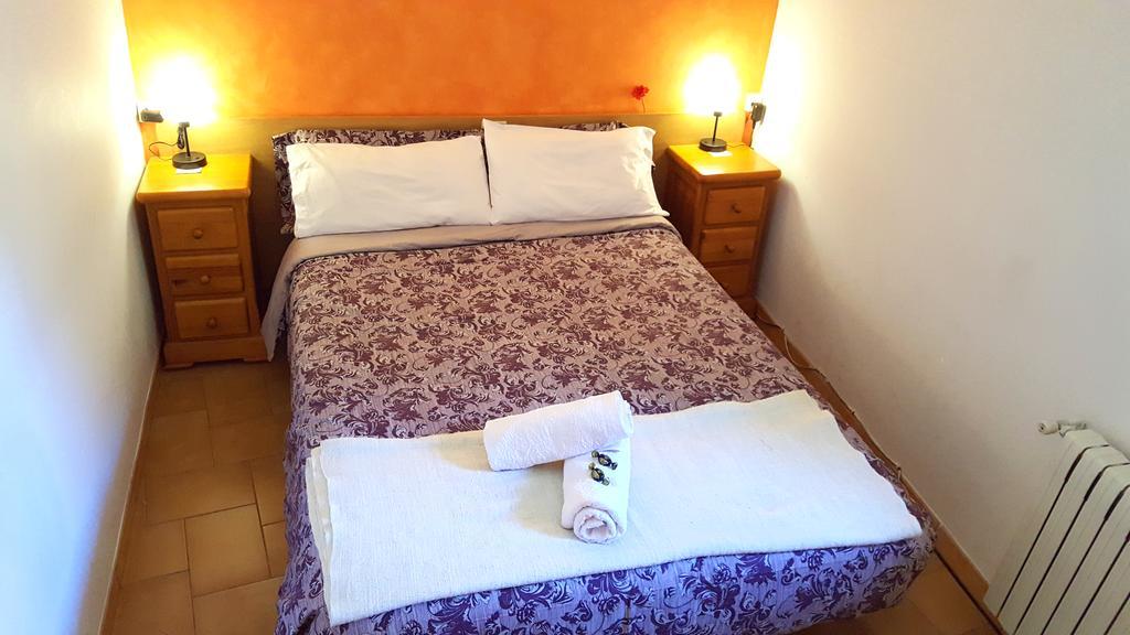 Hostal La Cuineta De Cal Triuet โกซอล ภายนอก รูปภาพ