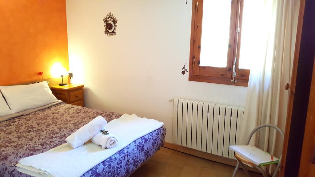 Hostal La Cuineta De Cal Triuet โกซอล ภายนอก รูปภาพ