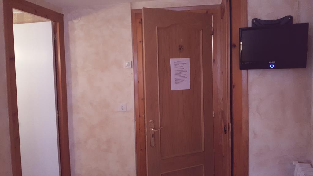 Hostal La Cuineta De Cal Triuet โกซอล ภายนอก รูปภาพ
